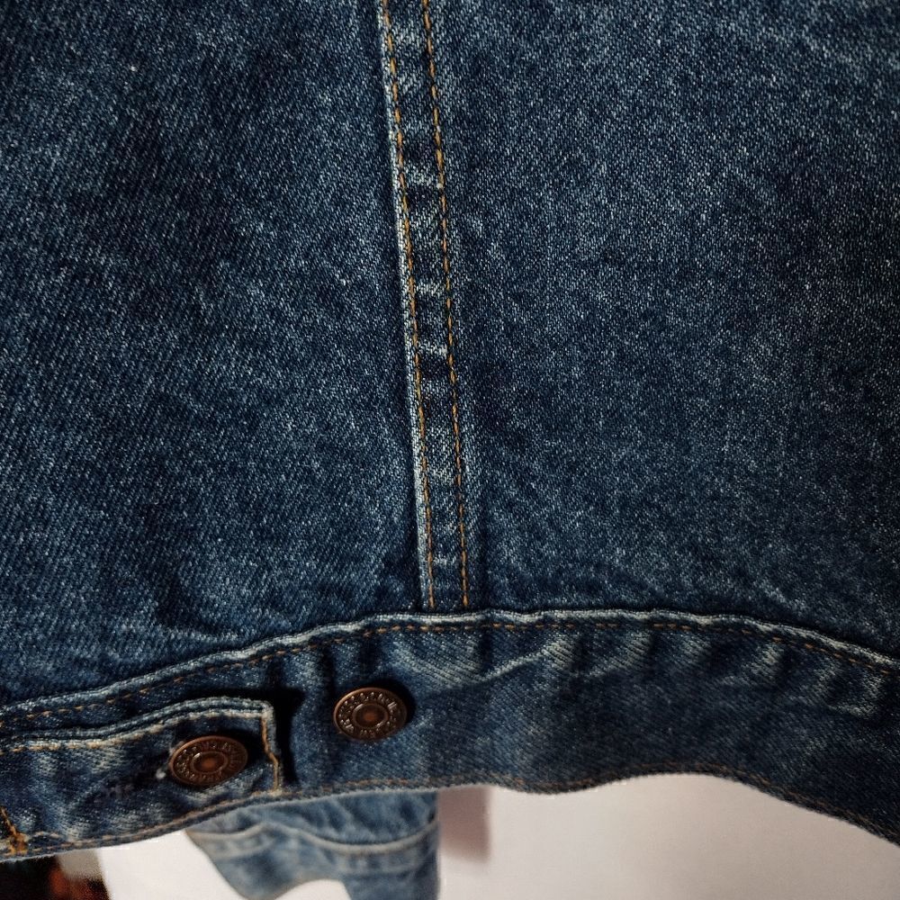 Levi's trucker jacket - Picture 7 of 9